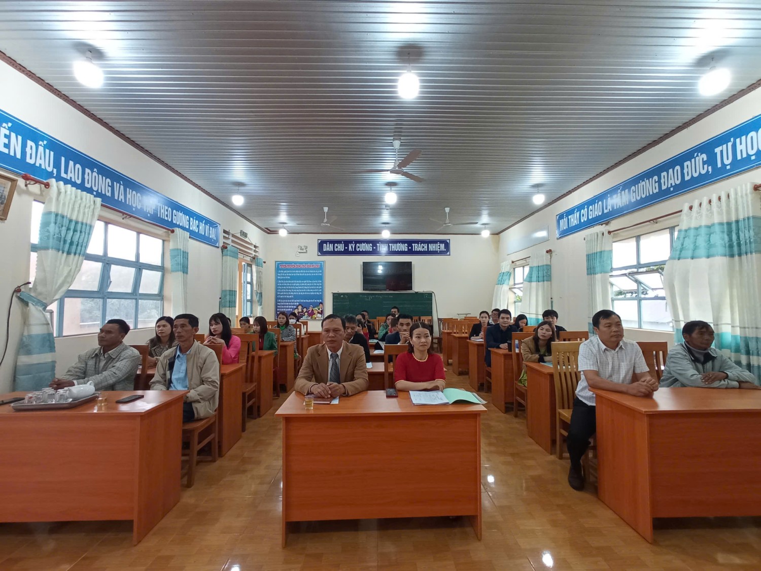 z5802289143612 27f40fe6131ea5eddec70ee8dd30a83c